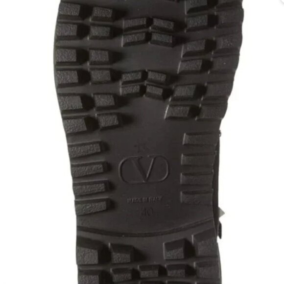 VALENTINO GARAVANI Rockstud Suede Combat Boots size 39/US 9 NWOT - Picture 3 of 14